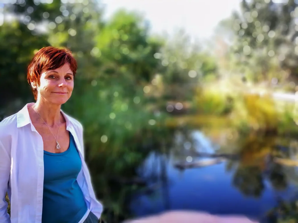 Foto von Angela Hofstätter in der Natur