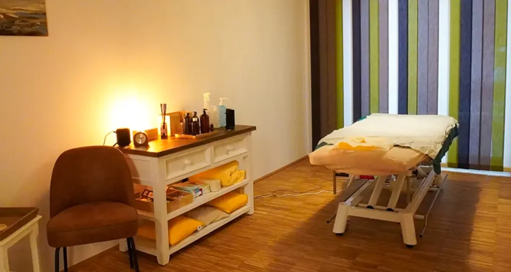 Der Praxisraum von Angela Hofstätter